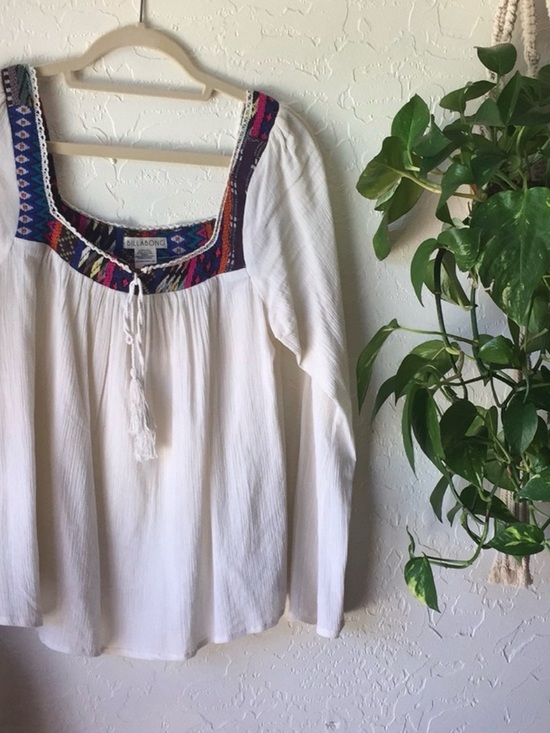 Billabong Tops - Billabong White Peasant Blouse with Multicolor Embroidered Square Neck- Size L